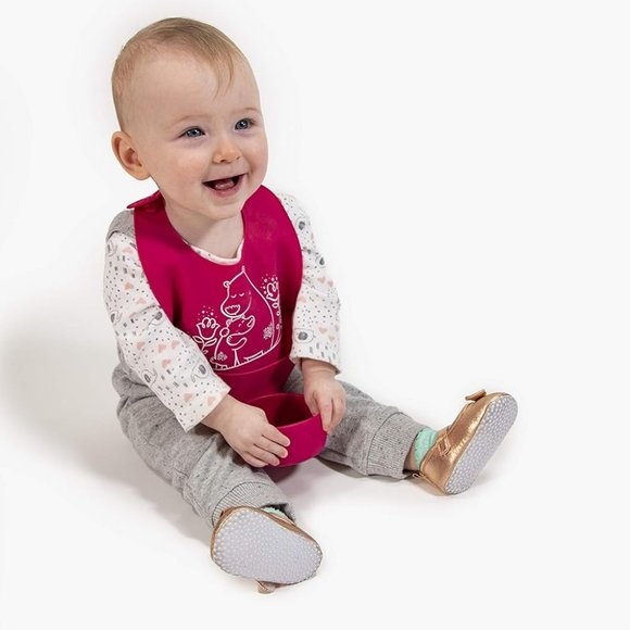 Bucket Bib : Bears - Berry Pink - Picture 1 of 4